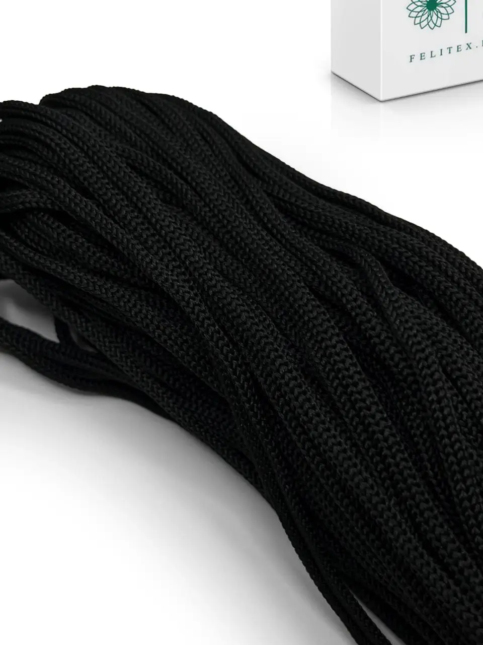 Шнур полипропиленовый, вязаный, черный 4 мм
